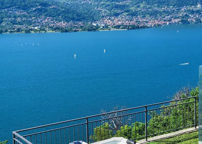 Laguna Blu - Da Sogno Con Idromassaggio Panoramico Sul Di Villa *
