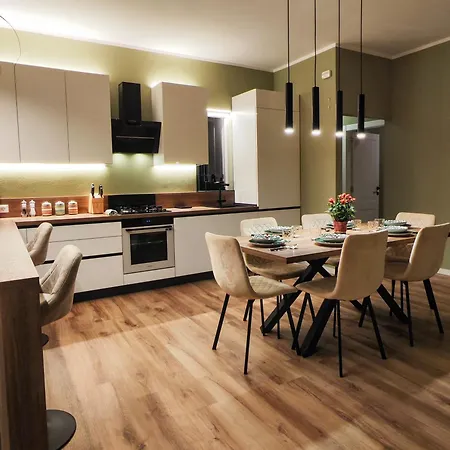 Laguna Blu - Da Sogno Con Idromassaggio Panoramico Sul Di Willa *